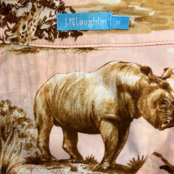 J McLaughlin Pink Brown Cotton Safari SZ M Elephant Zebra Giraffe Button Shirt - Picture 5 of 7